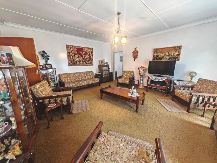 3 Bedroom Property for Sale in Uitsig Free State